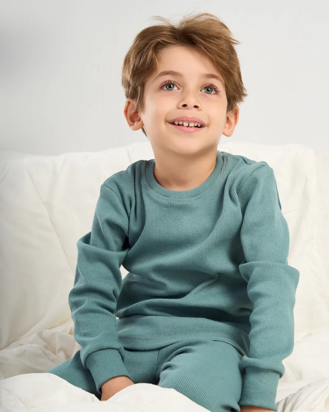 طقم تدفئه اطفالي مضلع