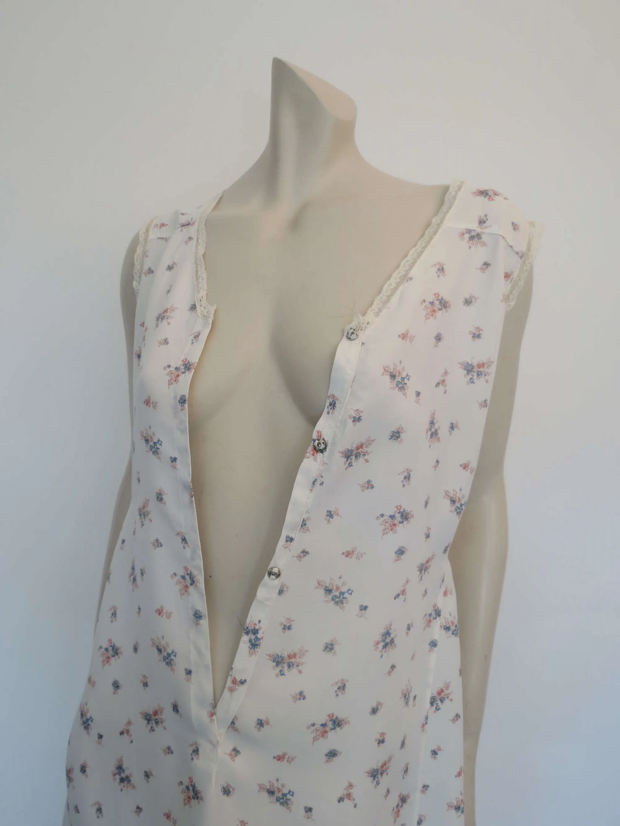 1940s Floral Maternity, Nursing, Nightgown - Bust 86 cm