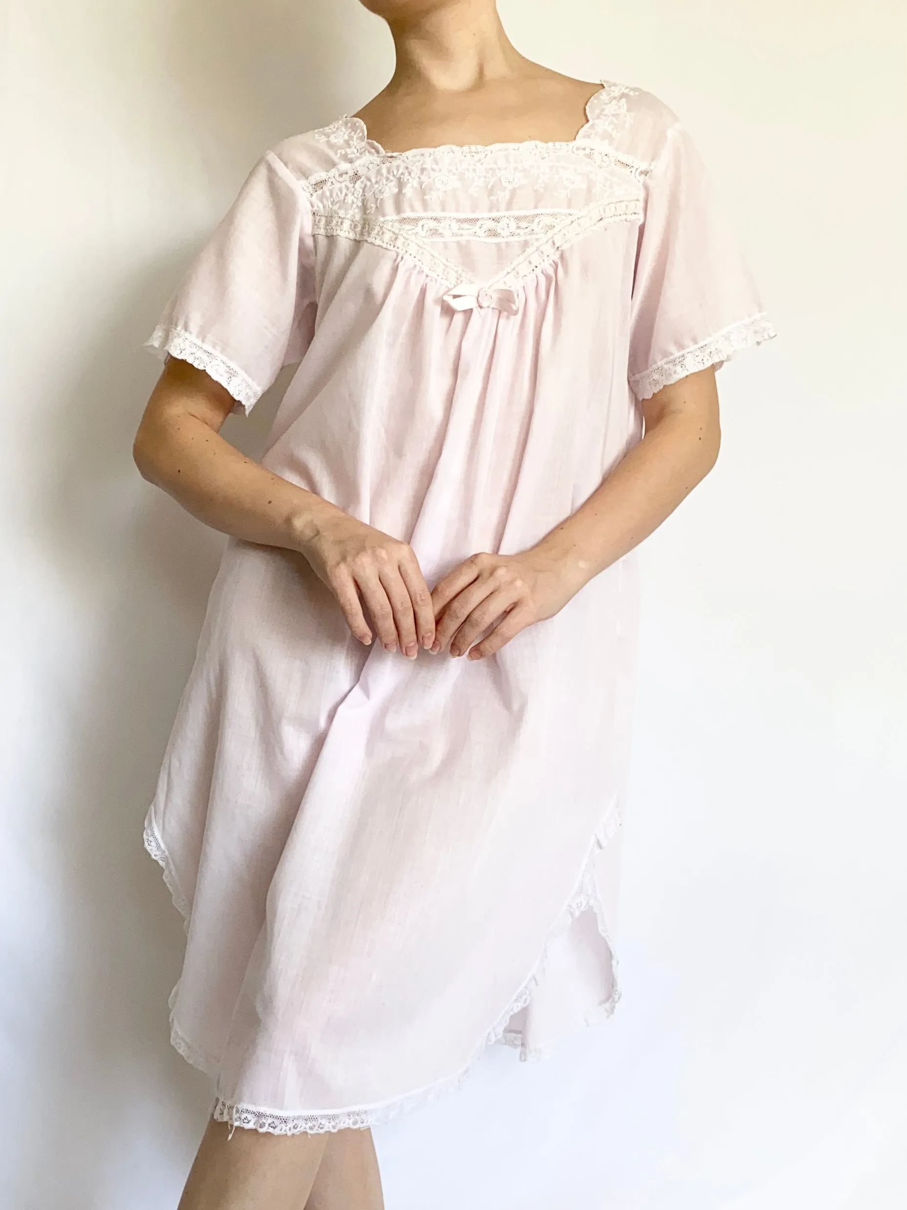 1970s Christian Dior Cotton Nightgown (XS-M)