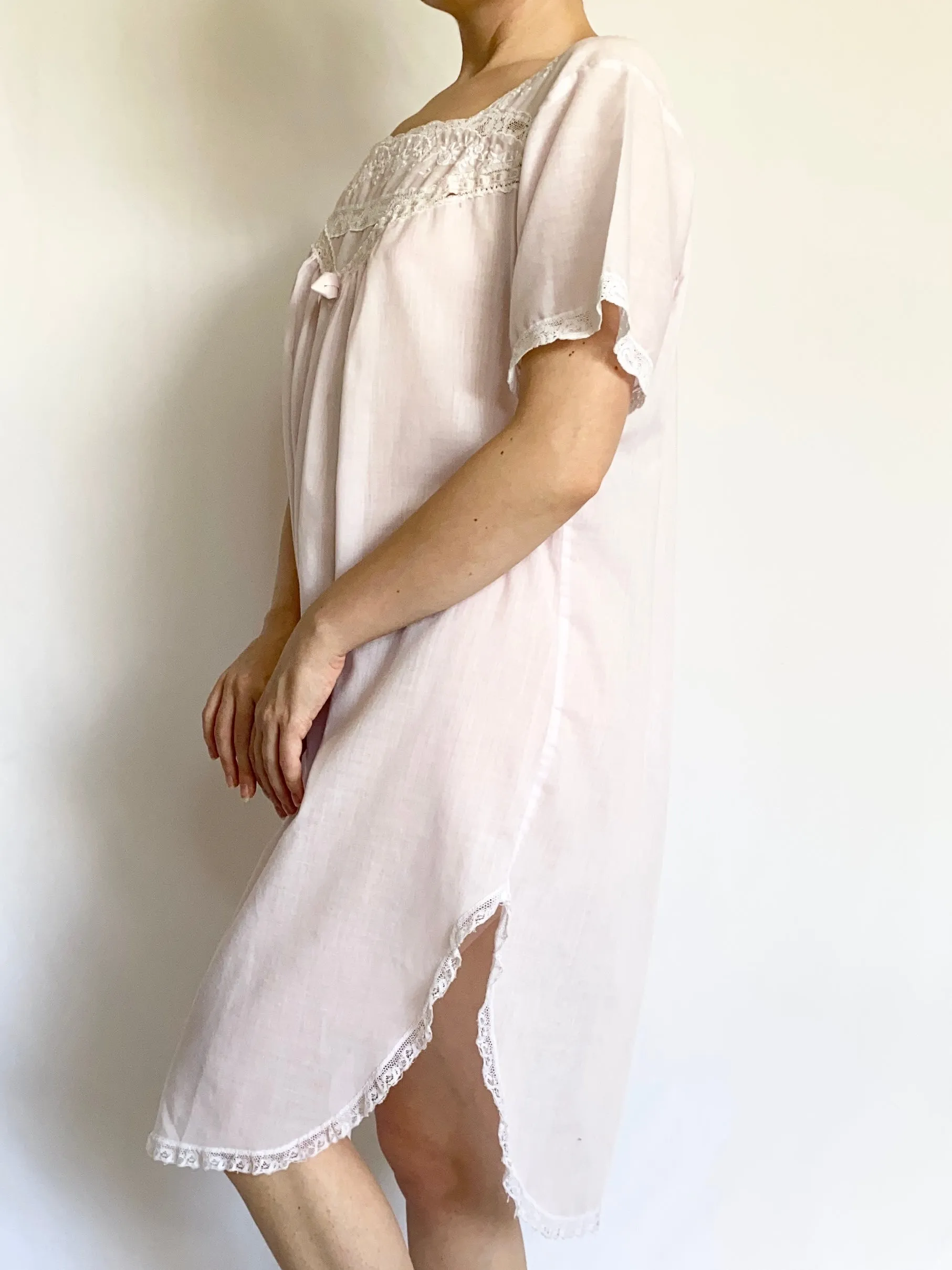 1970s Christian Dior Cotton Nightgown (XS-M)