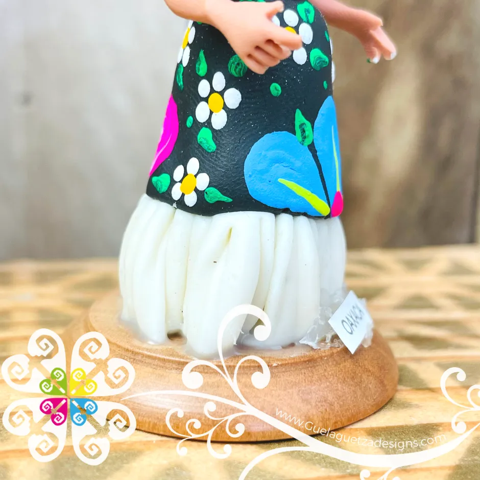 20- Oaxaca Little Doll Figurine - Fondant Doll