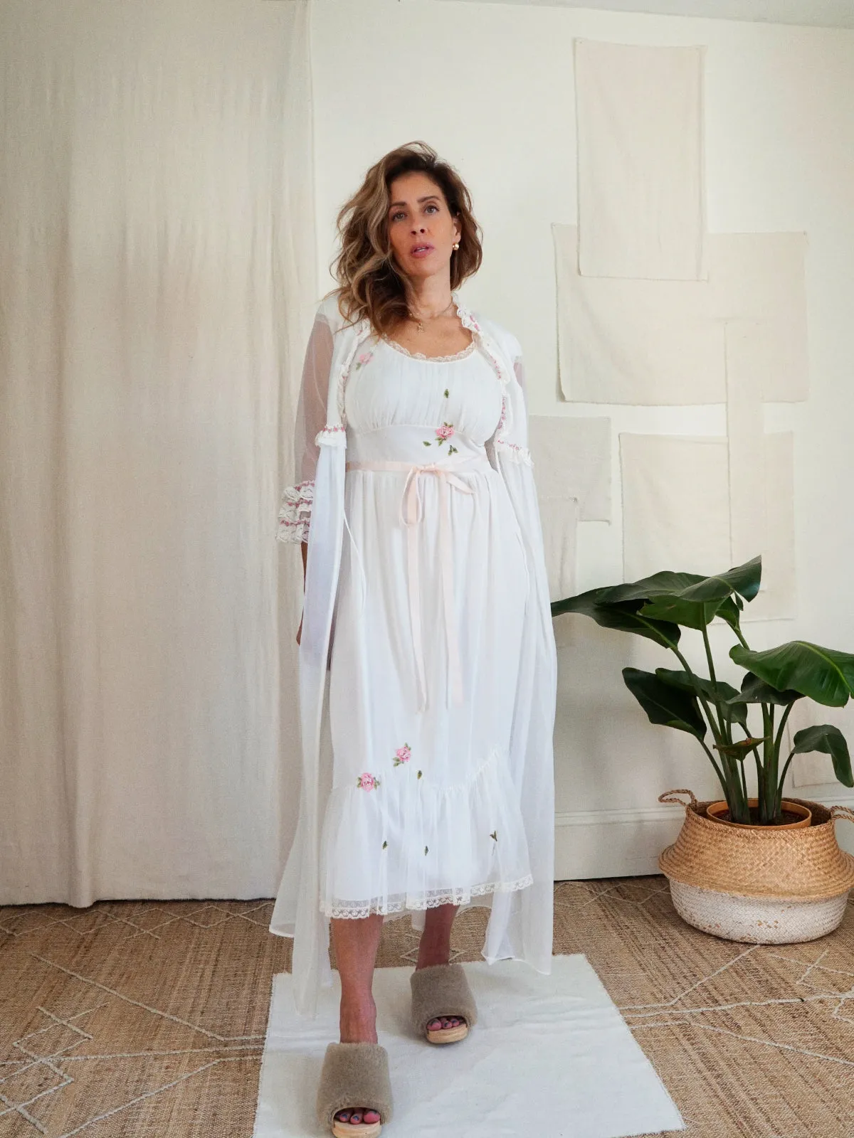 50's Laros White Pink Floral Peignoir Set
