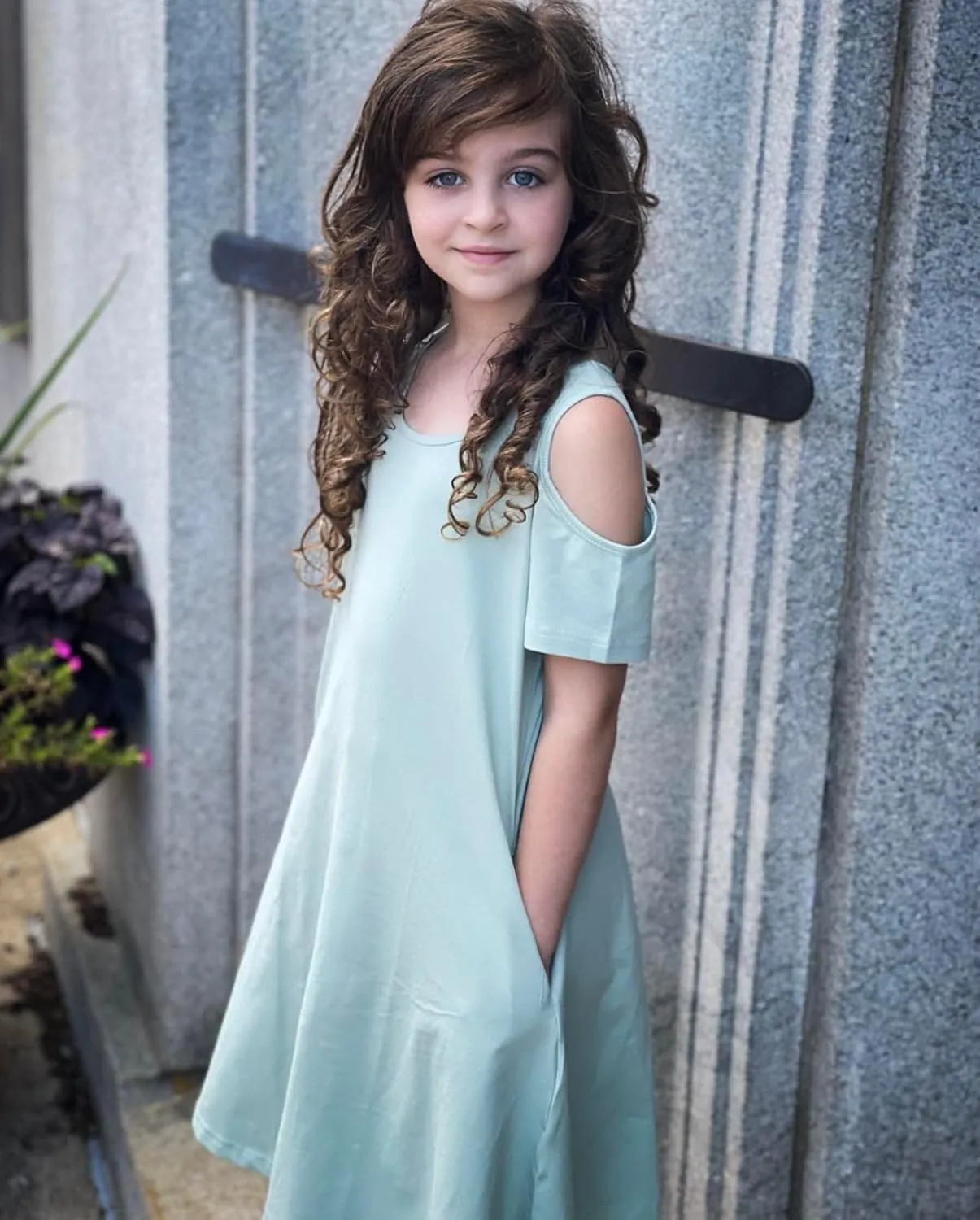 Arshiner Girls Summer Dress Short Sleeve Cold Shoulder Solid Color Swing Casual Dresses with Pockets