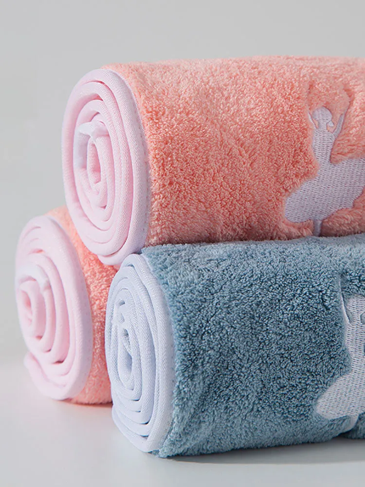 Ballet Dance Practice Sweat-absorbing Coral Fleece Towel