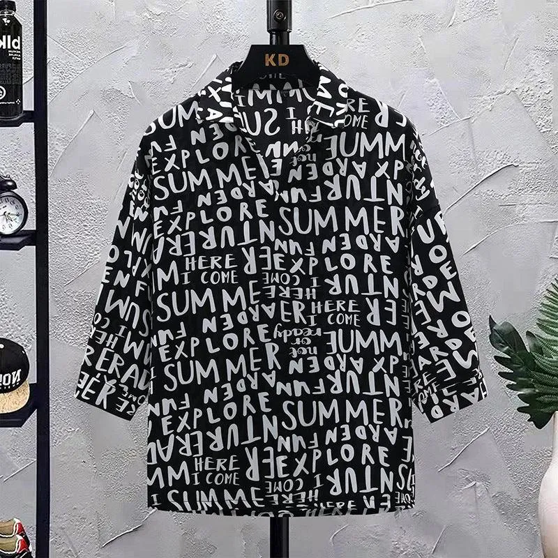 Black and white men’s lounge suit