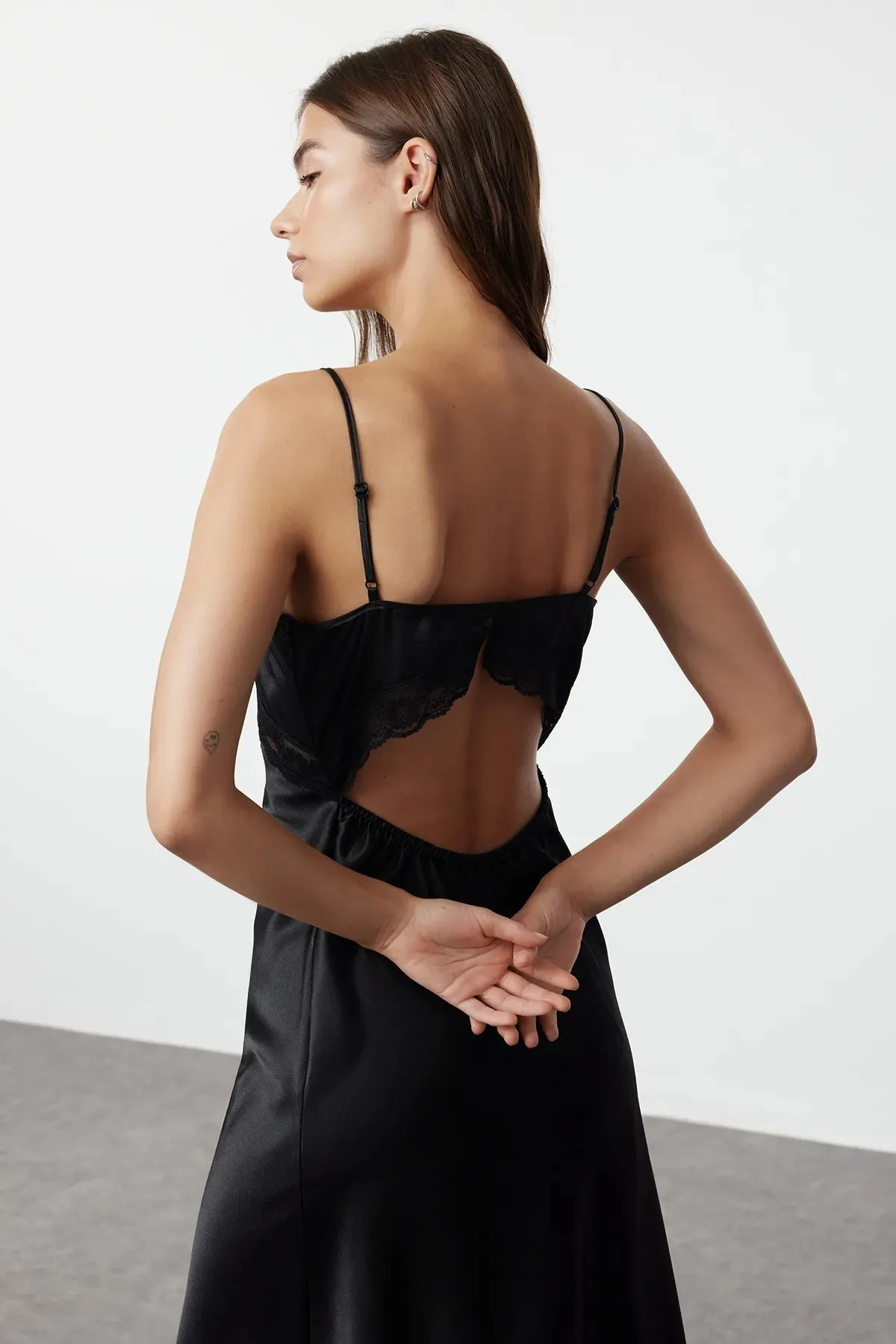 Black Lace Back Detailed Rope Strap Satin Woven Nightgown