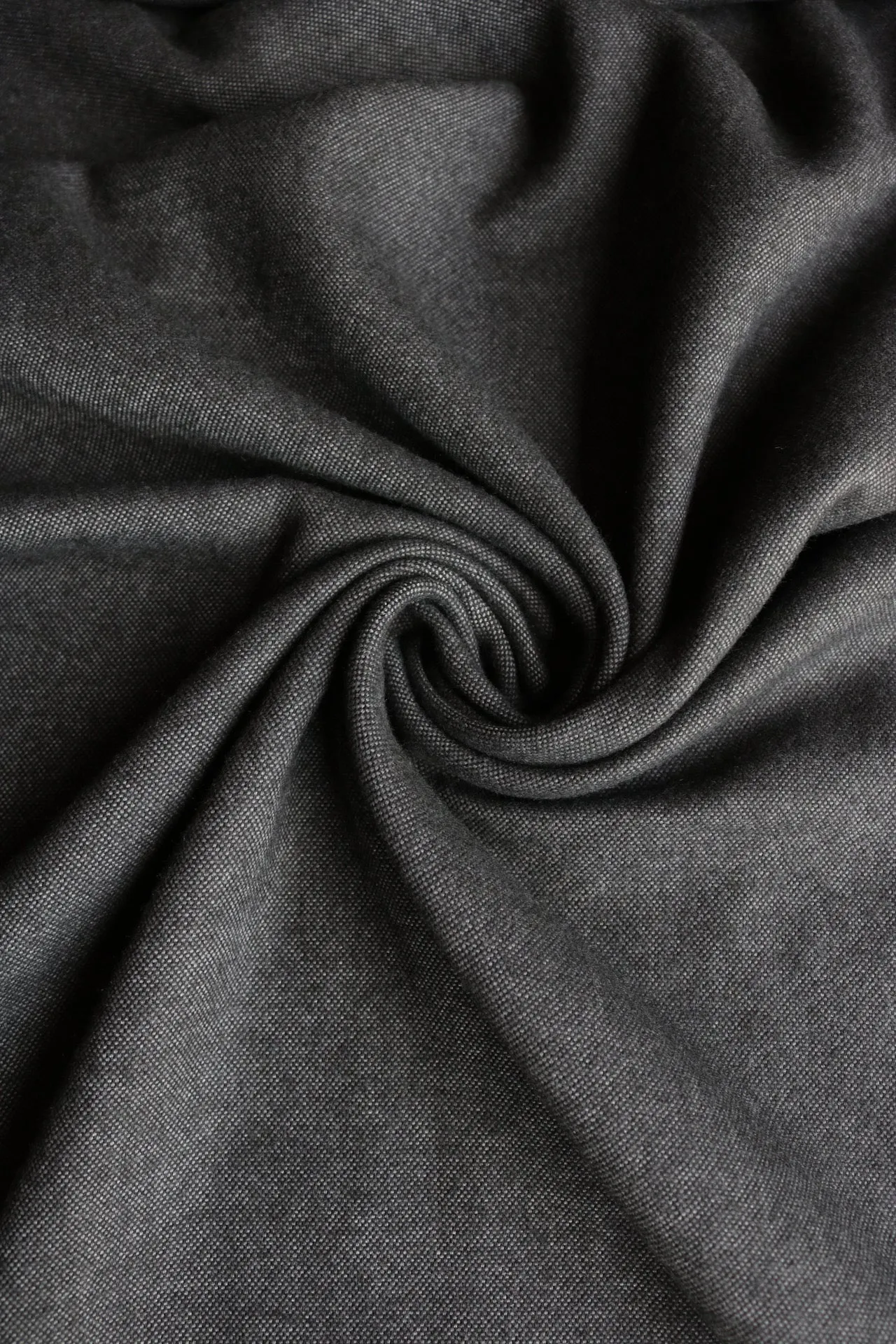 Black | Seawool Tweed Flannel | Robert Kaufman