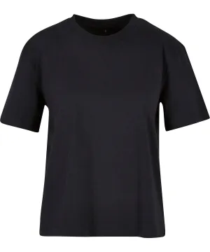 Black - Women’s everyday tee