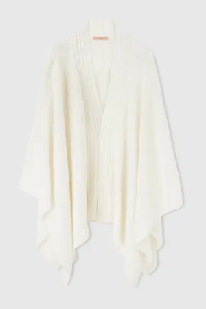 Cape with lace