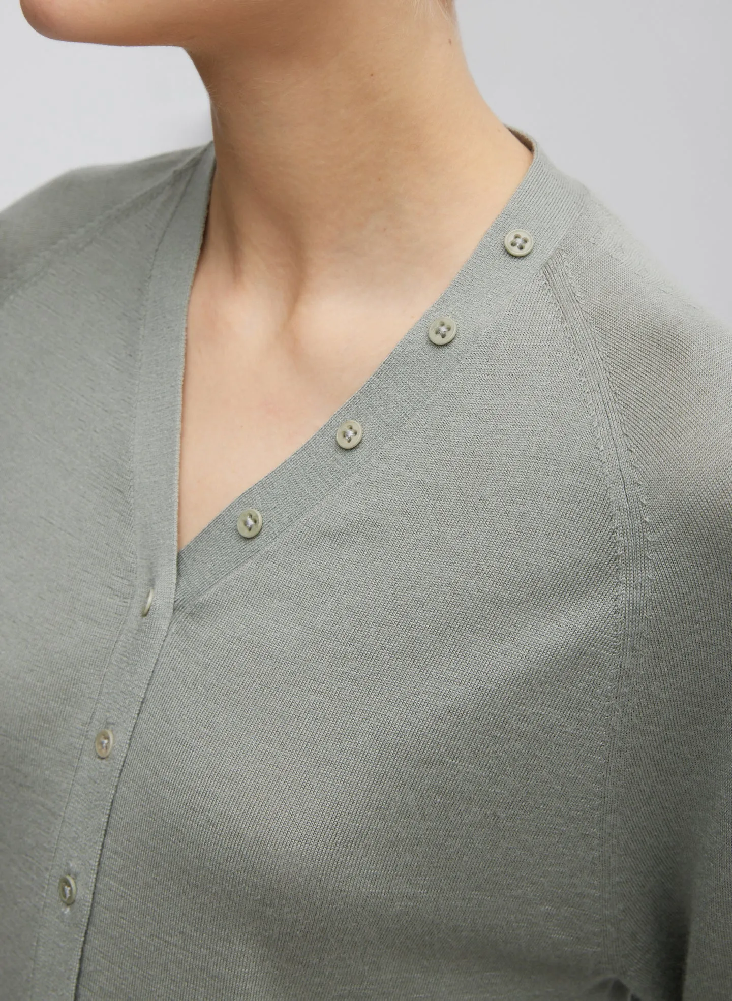 Cashmere Silk Blend Slim Cardigan