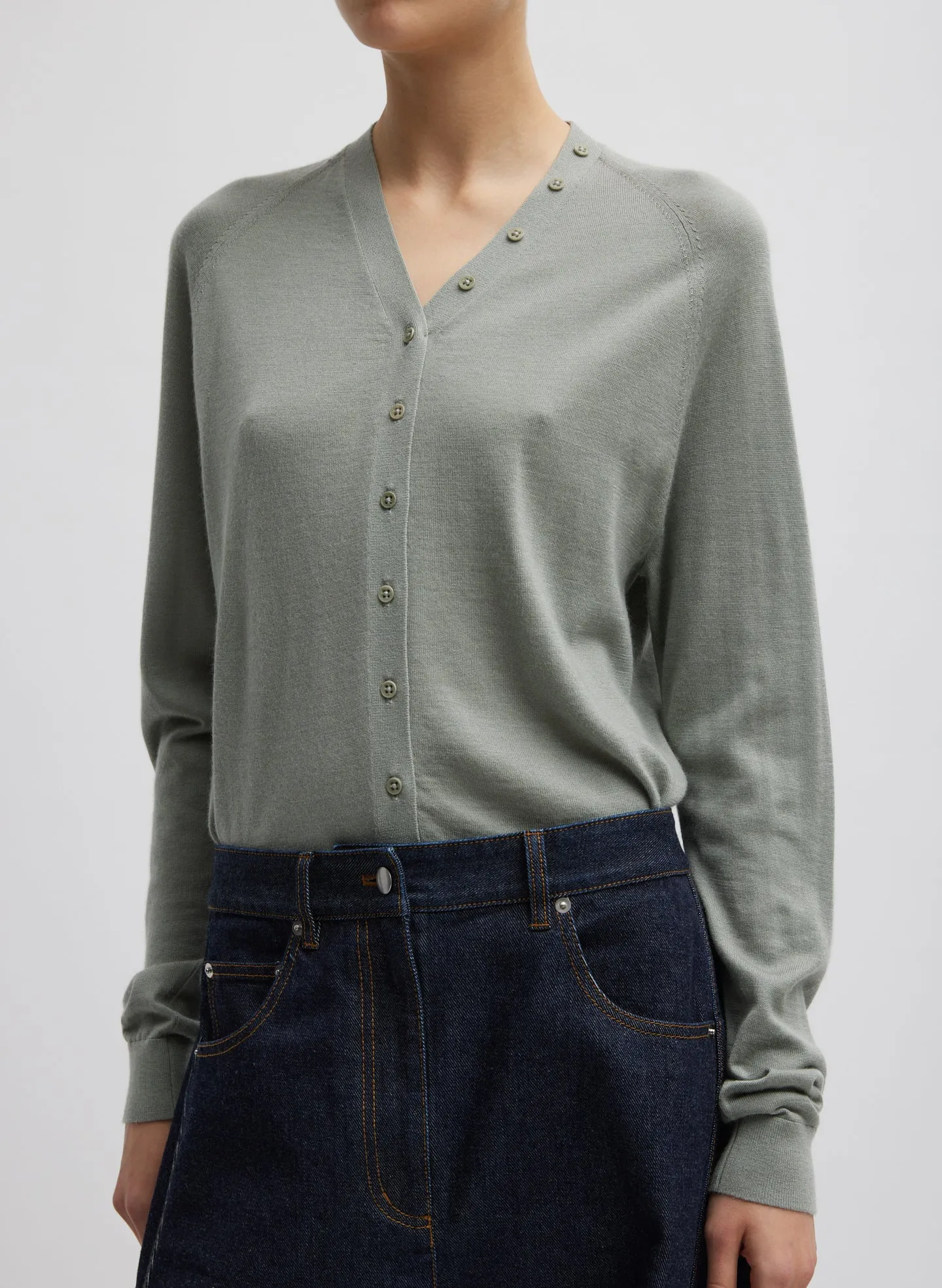 Cashmere Silk Blend Slim Cardigan