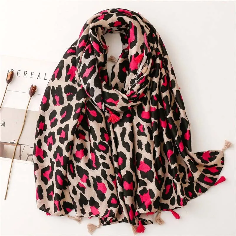 Casual Leopard Print Scarf
