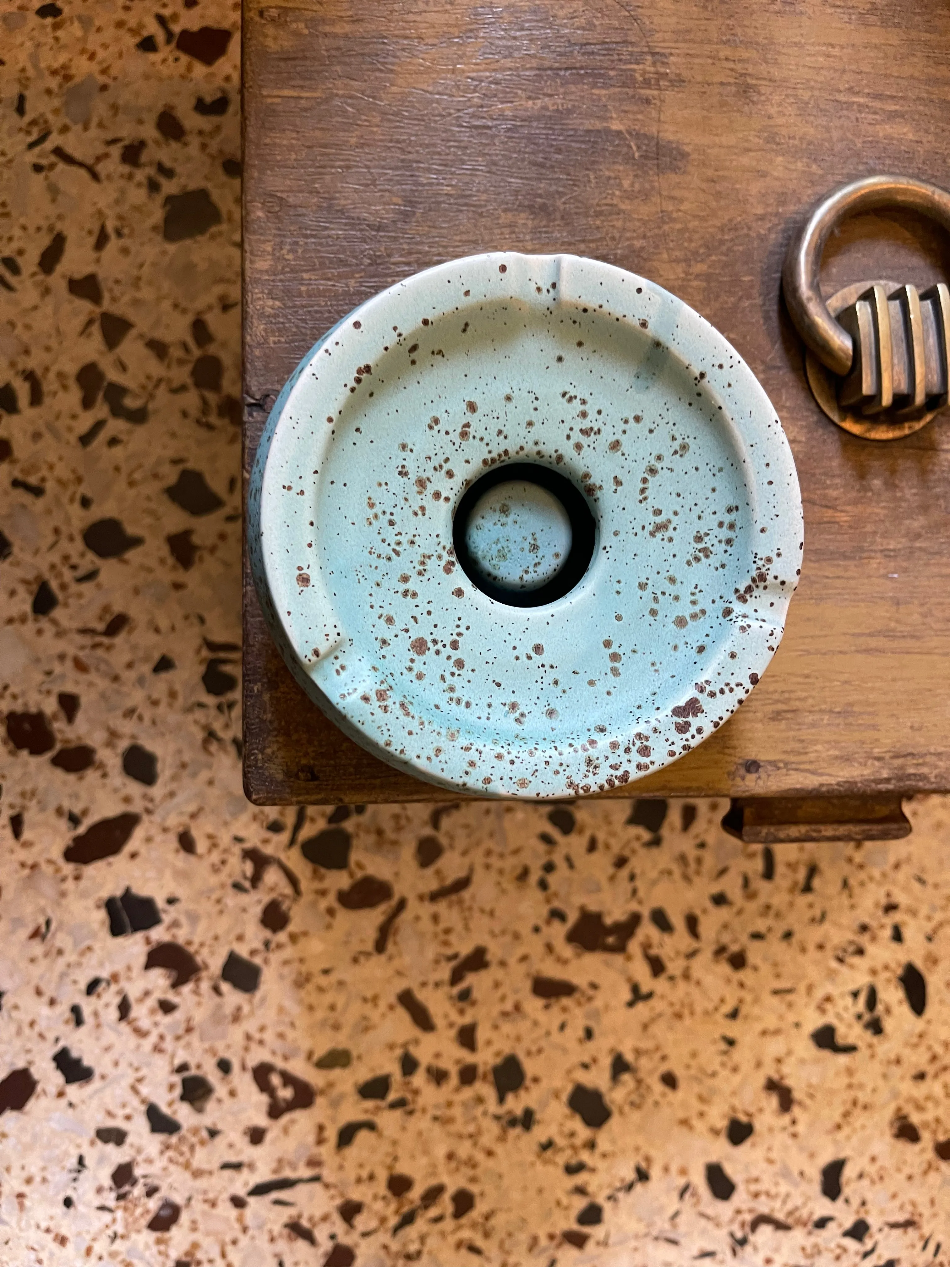 Ceramic Ashtray Big Mint