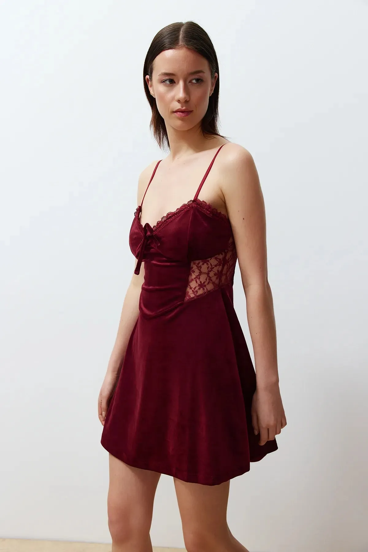 DARK RED Soft Feel Lace Rope Strap Velvet Knitted Nightgown