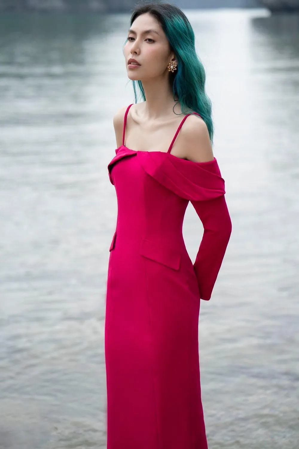 Dean Pencil Cold Shoulder Sleeved Crepe Midi Dress