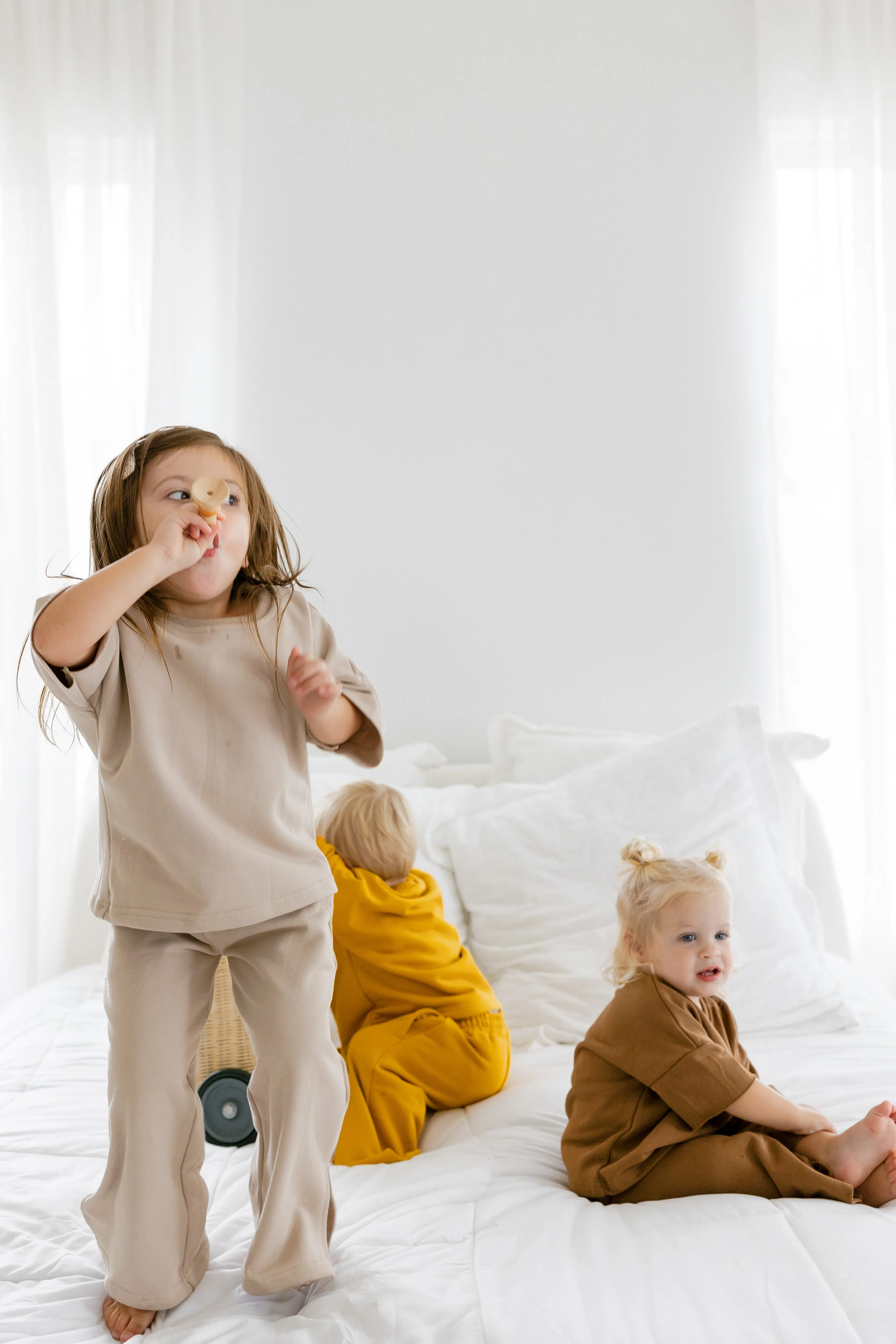 Drew Set in Beige