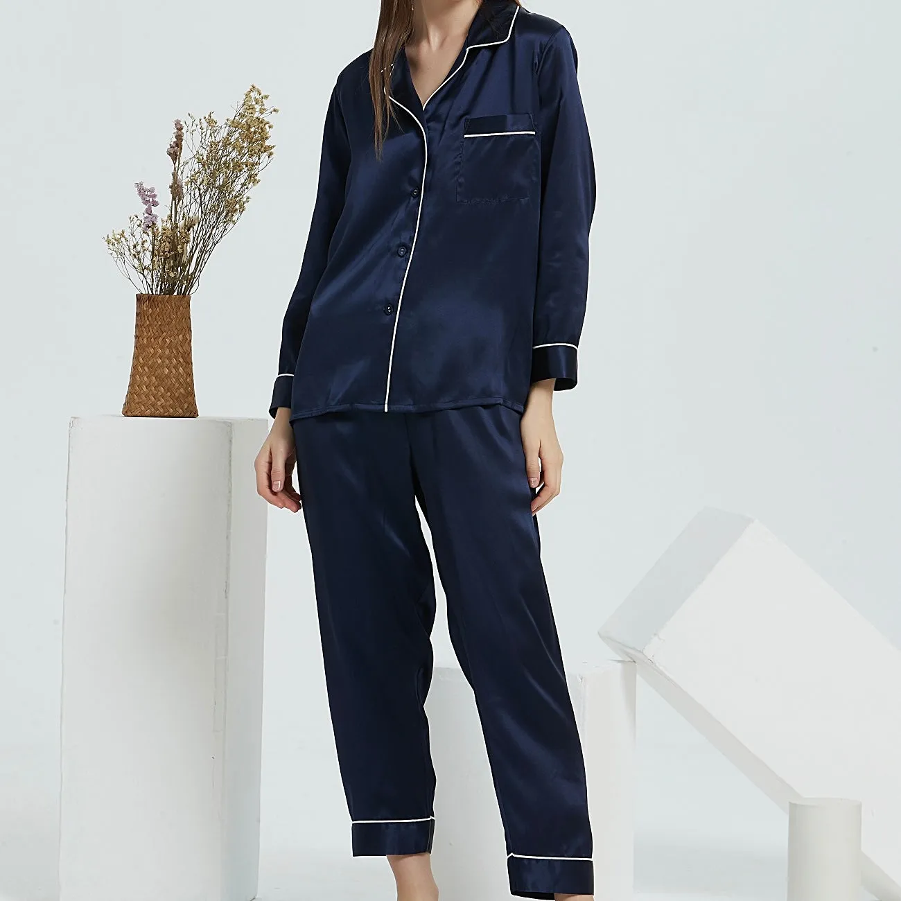 Emma Pure Silk Long Woman Pyjamas Set | Navy