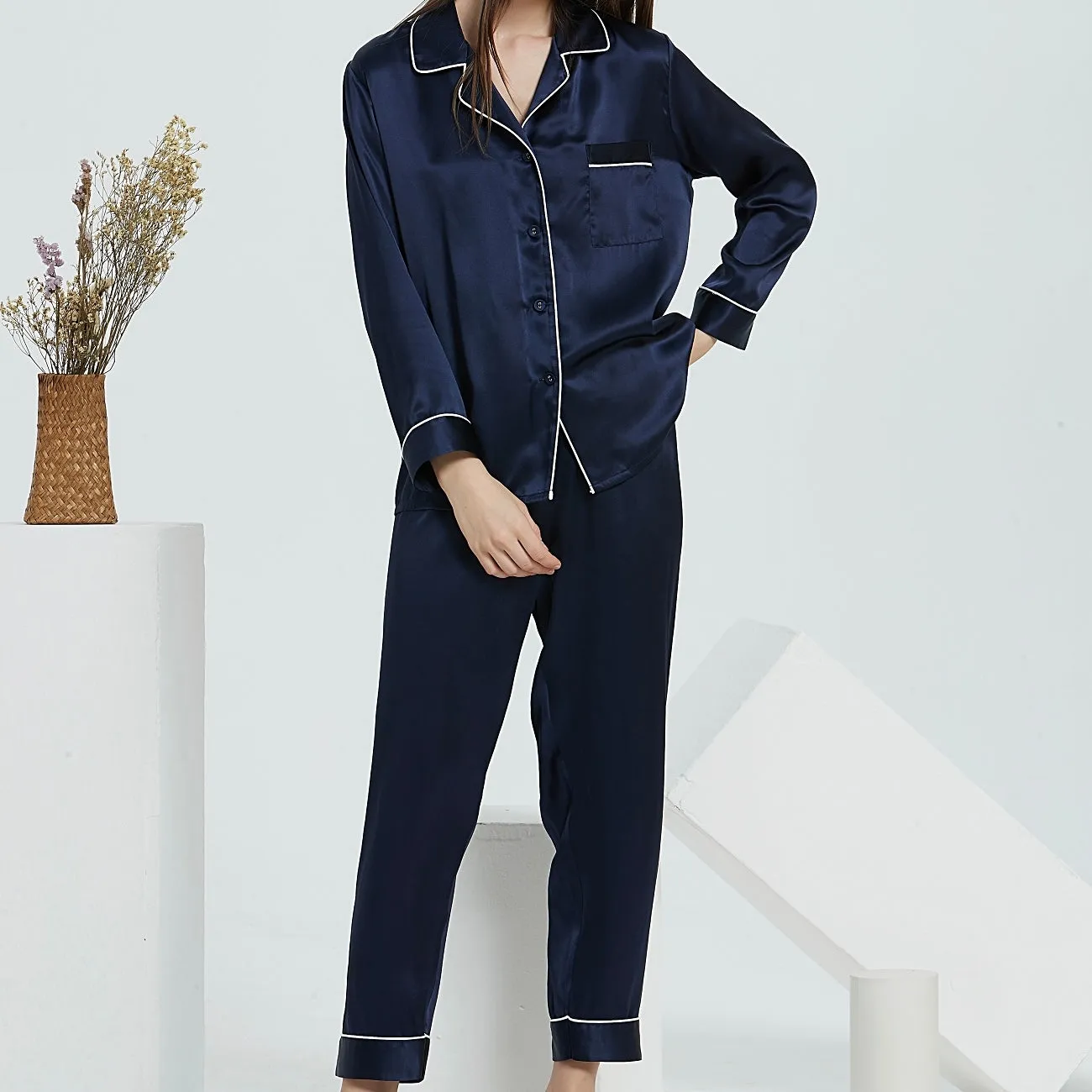 Emma Pure Silk Long Woman Pyjamas Set | Navy