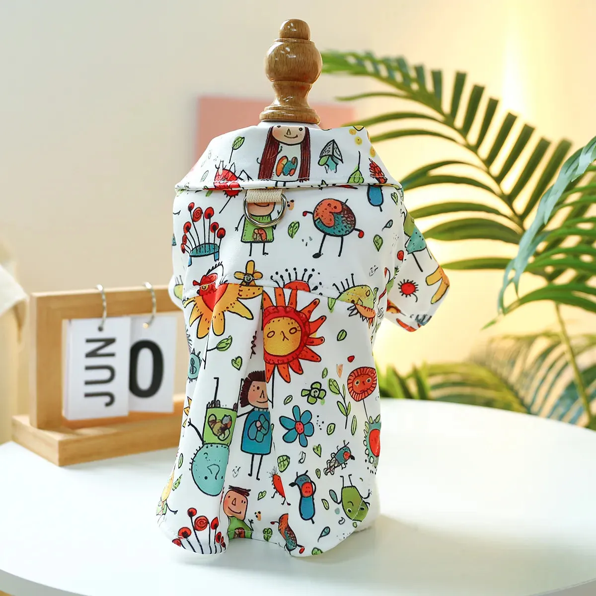 Fairy Tale Chic: Spring/Summer Thin Kingdom Coat Shirt Homewear for Dogs - Stylish and Comfortable Pet Fashion