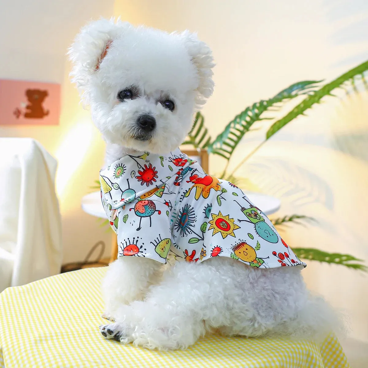 Fairy Tale Chic: Spring/Summer Thin Kingdom Coat Shirt Homewear for Dogs - Stylish and Comfortable Pet Fashion