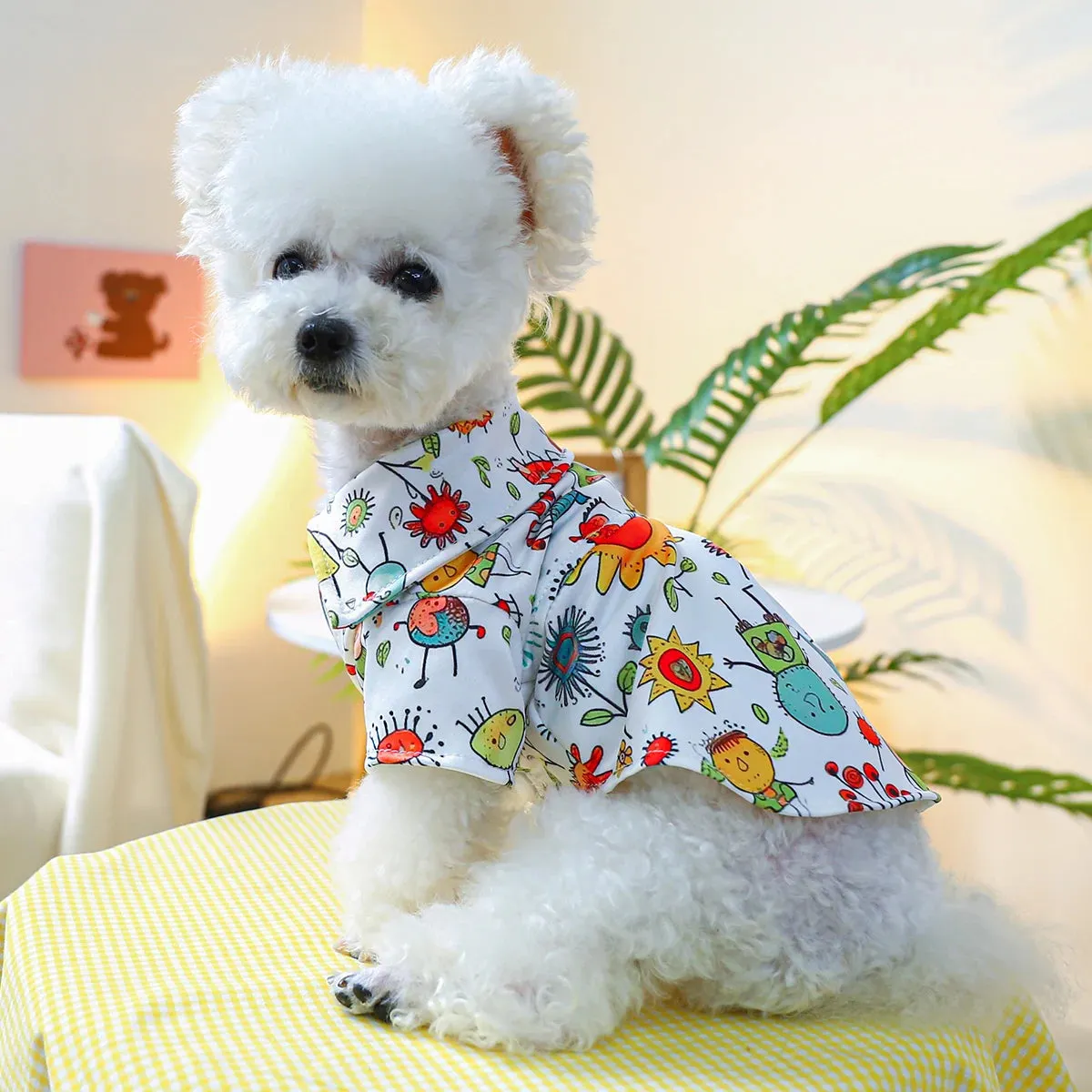 Fairy Tale Chic: Spring/Summer Thin Kingdom Coat Shirt Homewear for Dogs - Stylish and Comfortable Pet Fashion