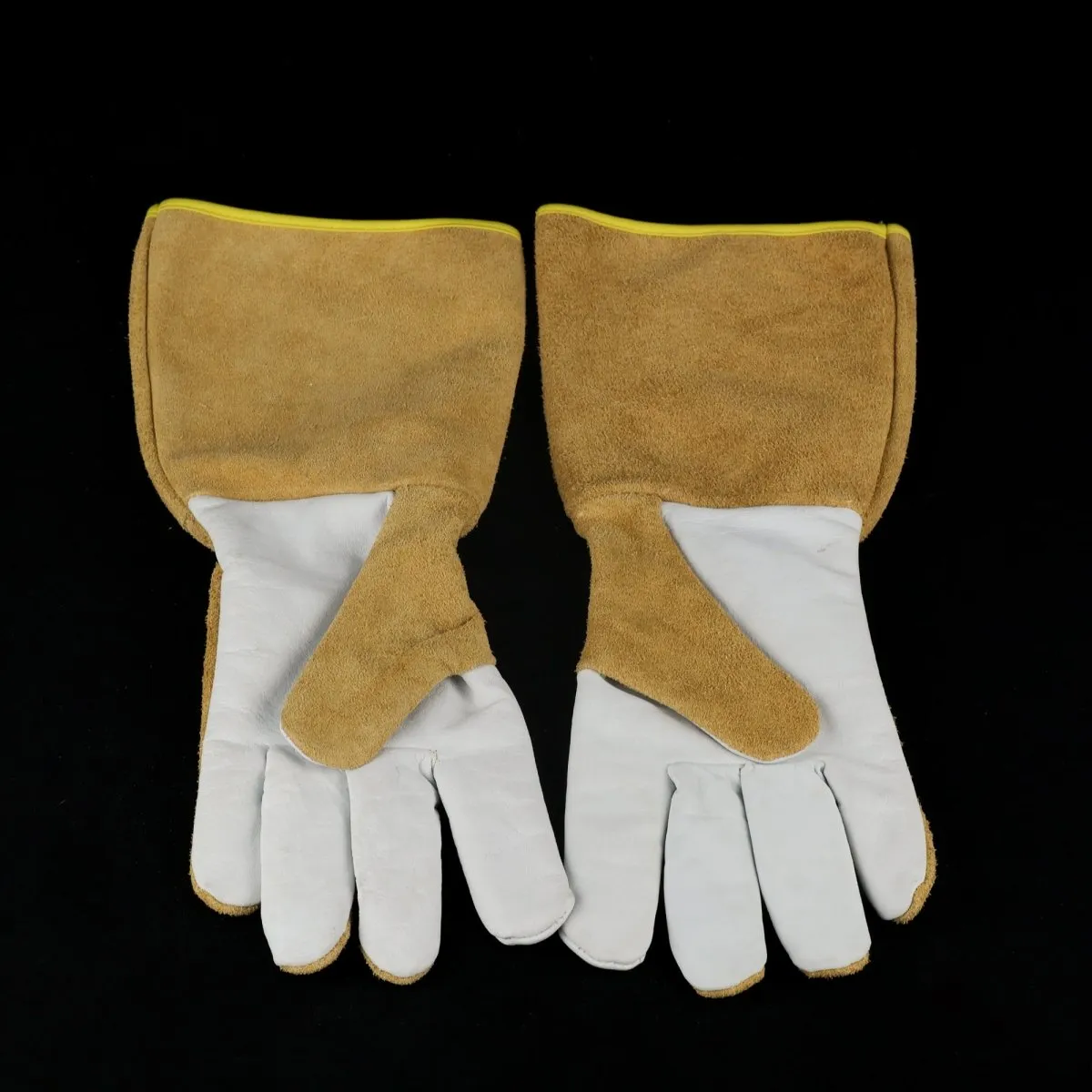Fire resistant leather gloves for artisans - Blacksmith and welding gloves