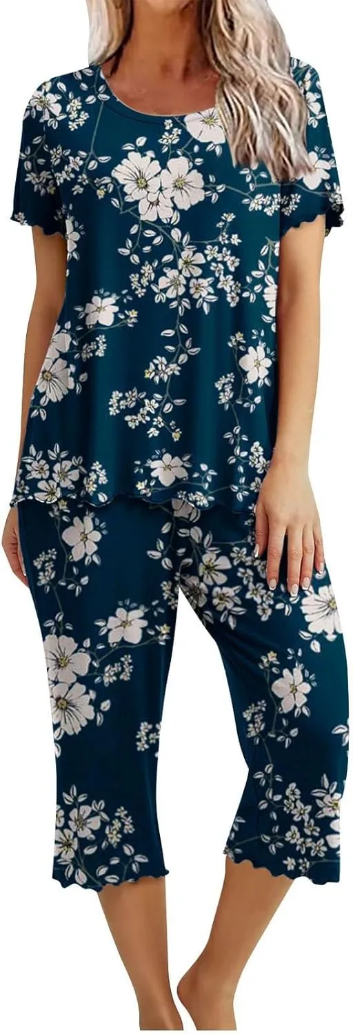 Floral Print Capris Pajamas Sets for Women Summer Short Sleeve Sleepwear Top and Capri Pants Pjs Loungewear with Pockets
