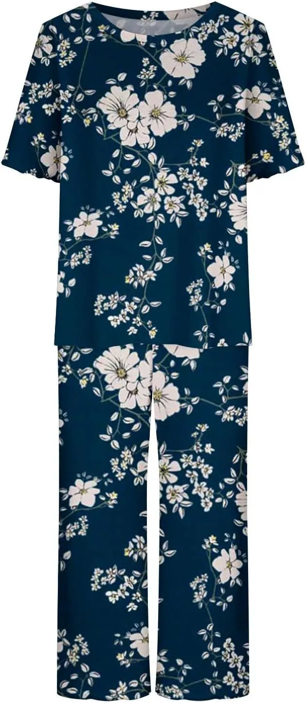 Floral Print Capris Pajamas Sets for Women Summer Short Sleeve Sleepwear Top and Capri Pants Pjs Loungewear with Pockets
