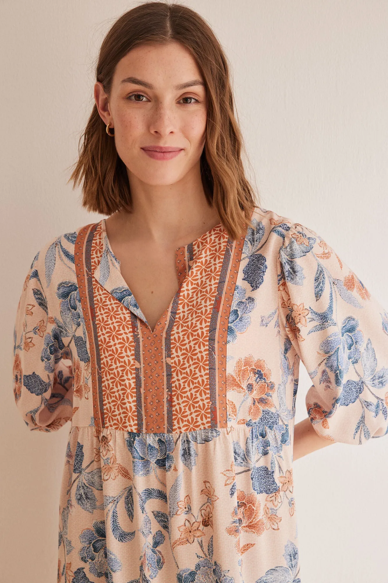 Floral puffed sleeve dress