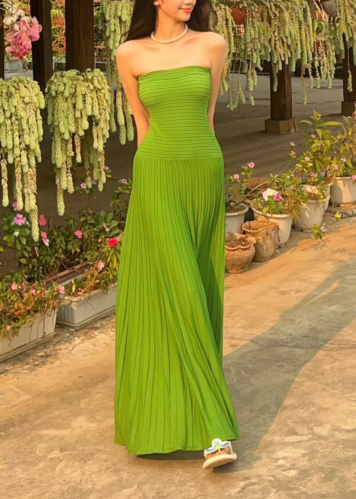 FLYTONN- Holiday Style Green Strapless Ice Silk Waist Cinching Dress Summer EE1015