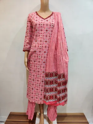 Gladiolus kurta pant dupatta set