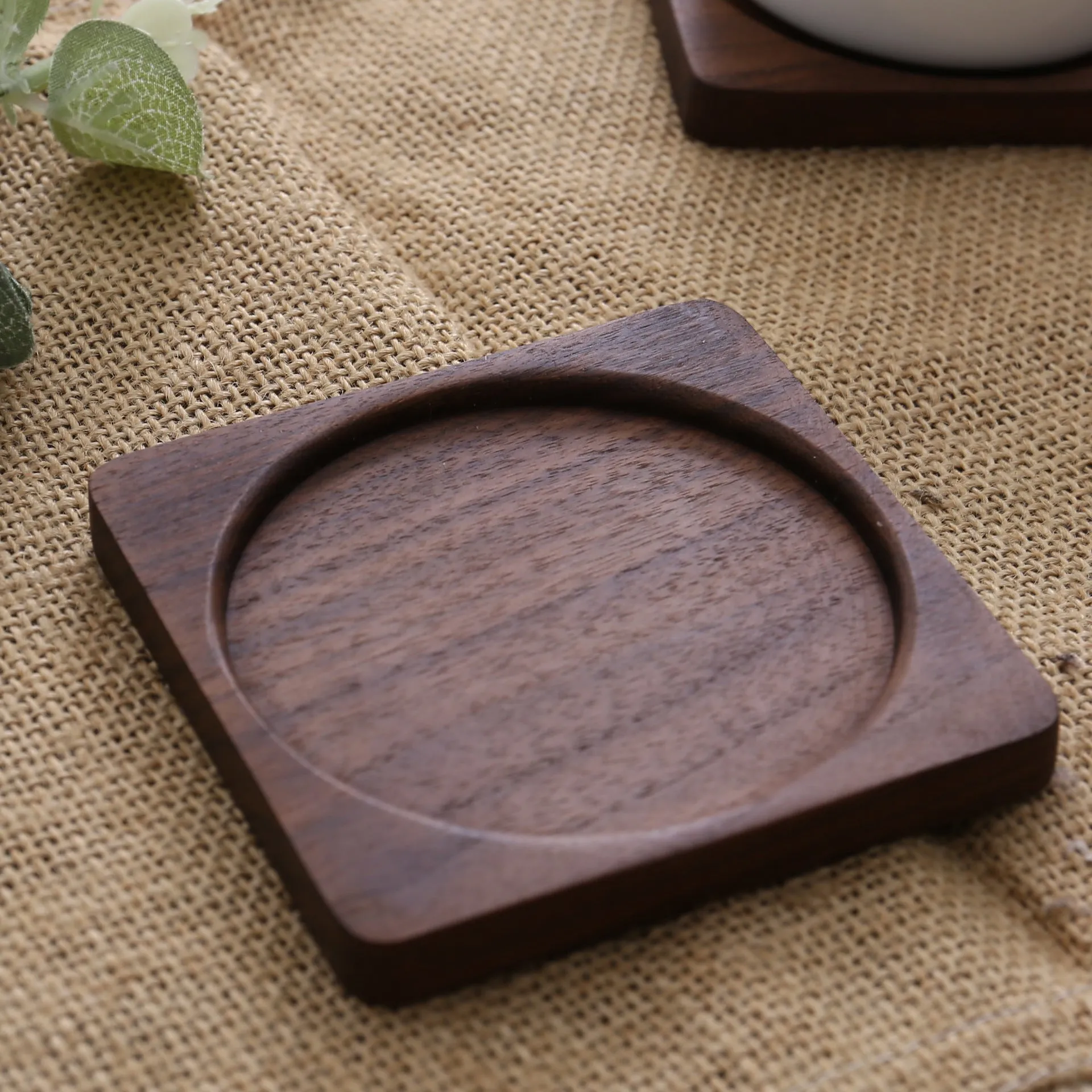 Japanese-style non-slip cup mats