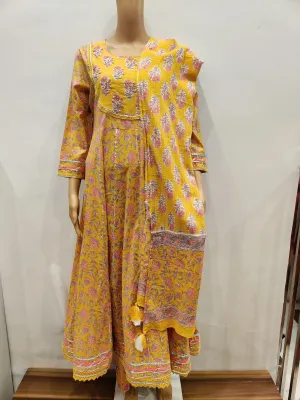 Kerria Kurta pant with dupatta