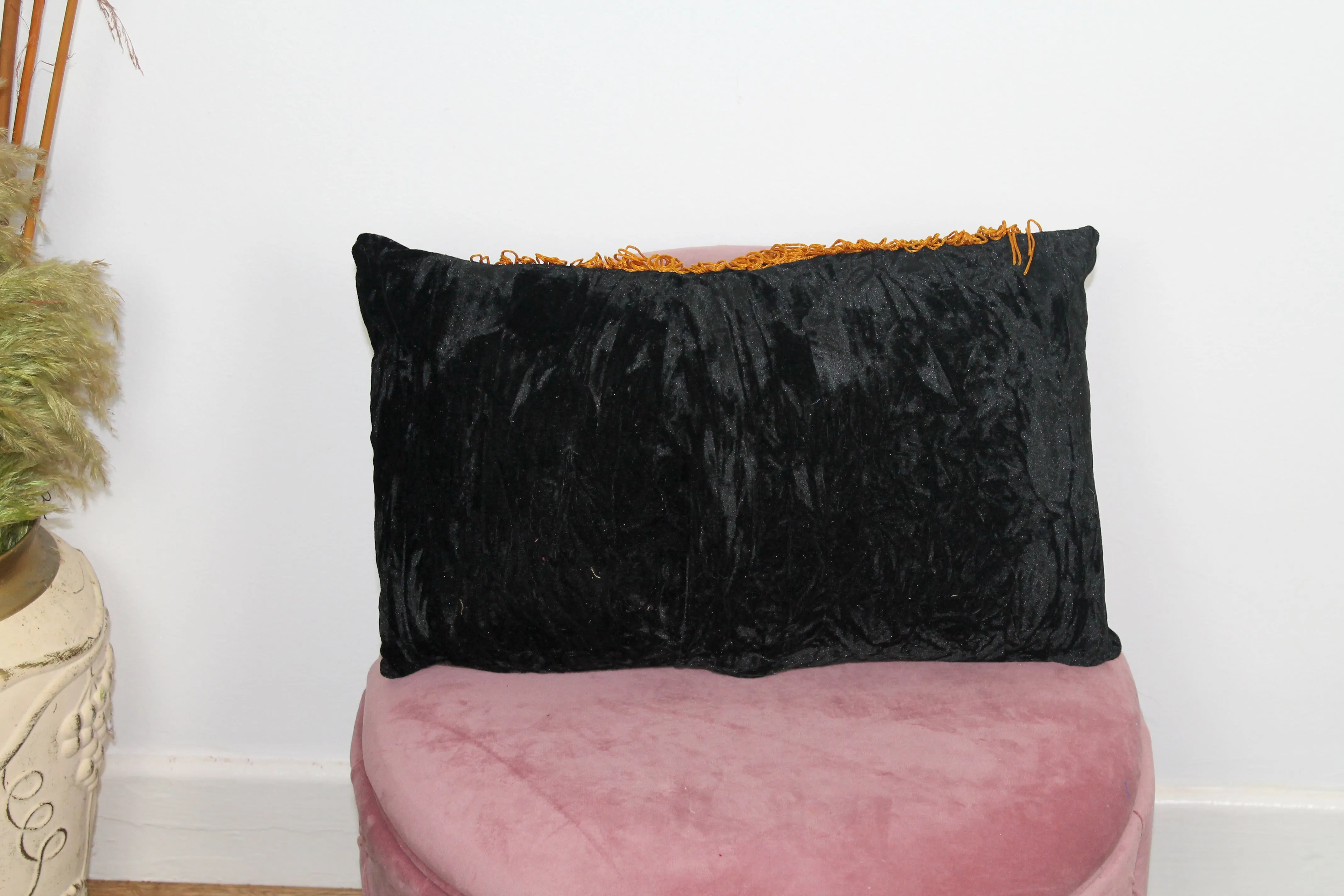 Leroy Manifest handmade decorative tassel throw scatter cushion in green velvet with gold dollar design