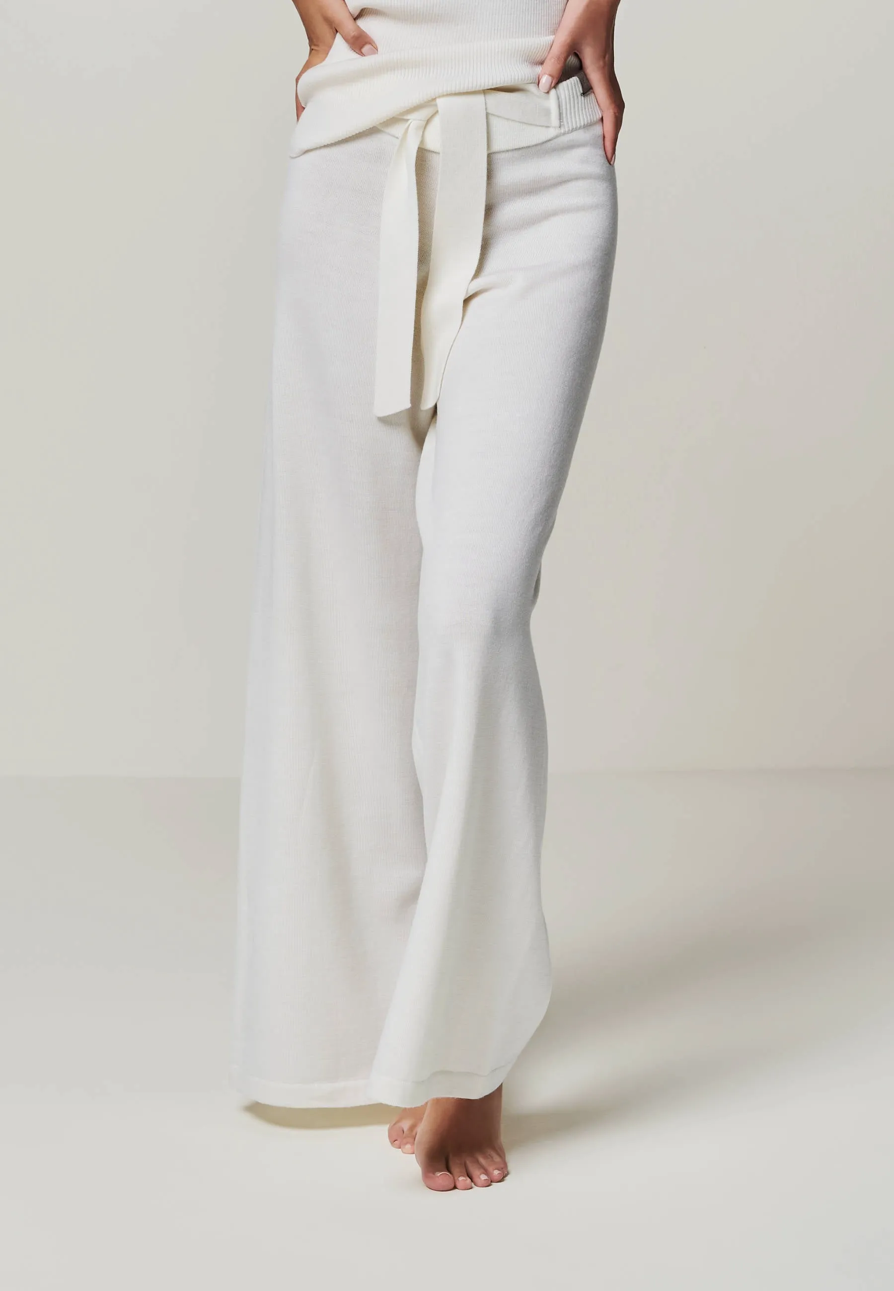LOUNGEWEAR SET  - Cardigan Blossom & Top Blossom & Pants Bailey