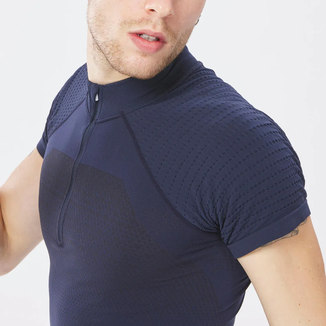 Men’s Synthetic Short-Sleeved Hiking T-Shirt - MH900