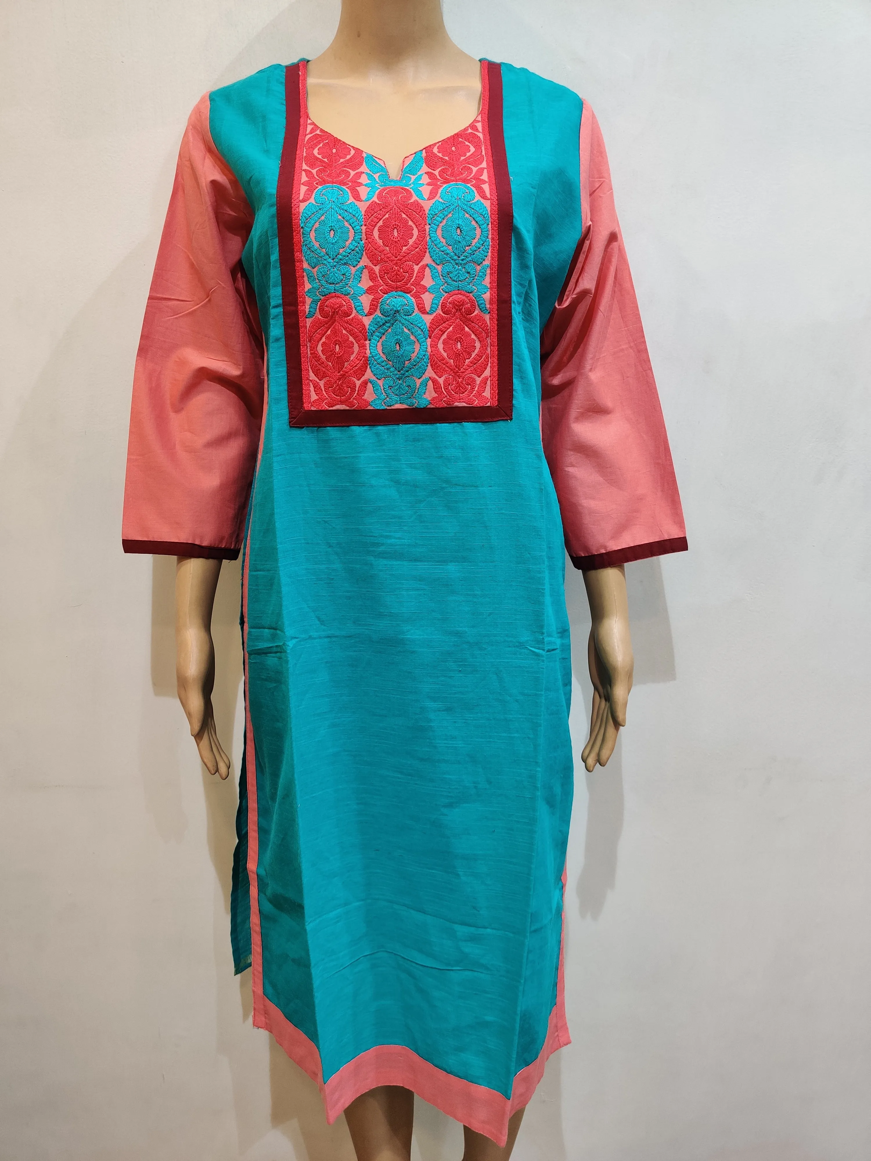Mums Kurta