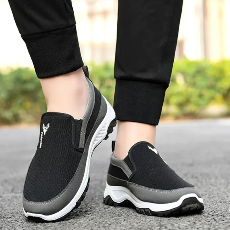 New autumn men's cloth shoes Mesh Breathable Non-Slip Loafers Casual Soft Sole Vulcanized Shoes Comfortable Sneakers Zapatos