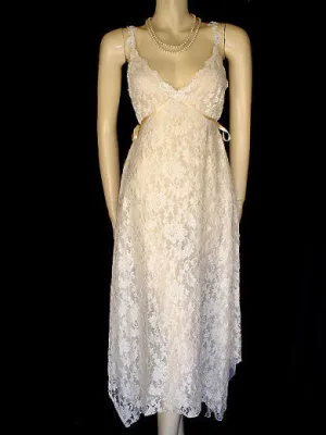 *NEW WITH TAG FROM NEIMAN MARCUS - EXQUISITE & RARE CLAIRE PETTIBONE BRIDAL TROUSSSEAU LACE NIGHTGOWN