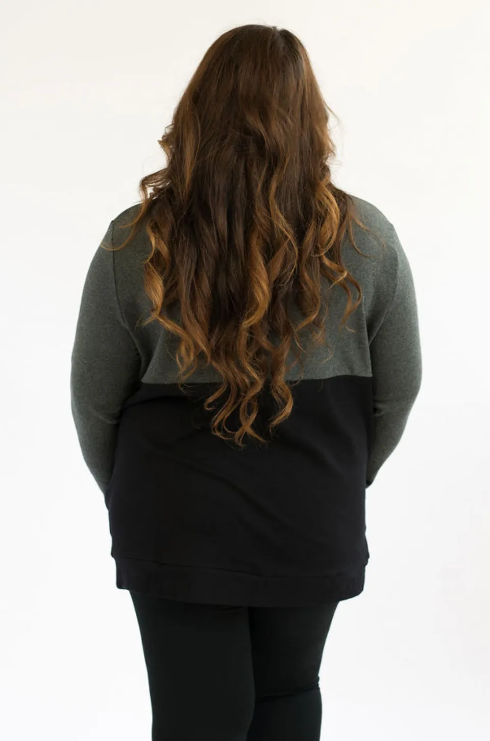 Nursing Sweatshirt Pullover - Colorblock Dark Gray