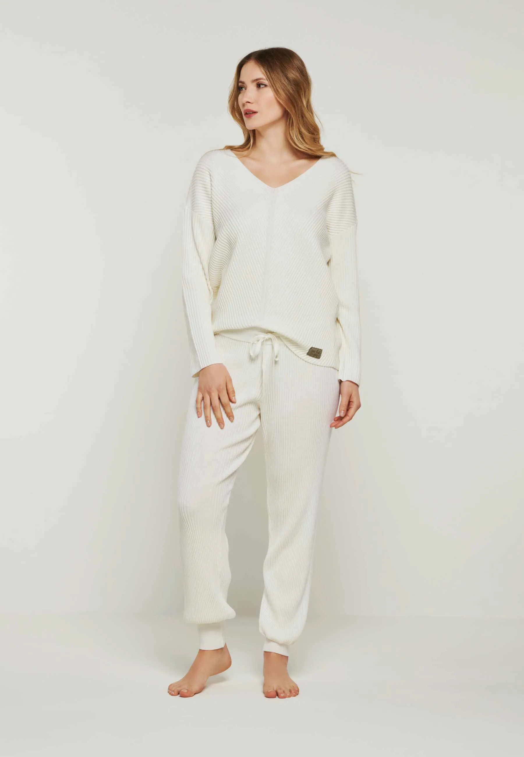 PANTS BLOSSOM - Breit gerippte Merino Strickhose