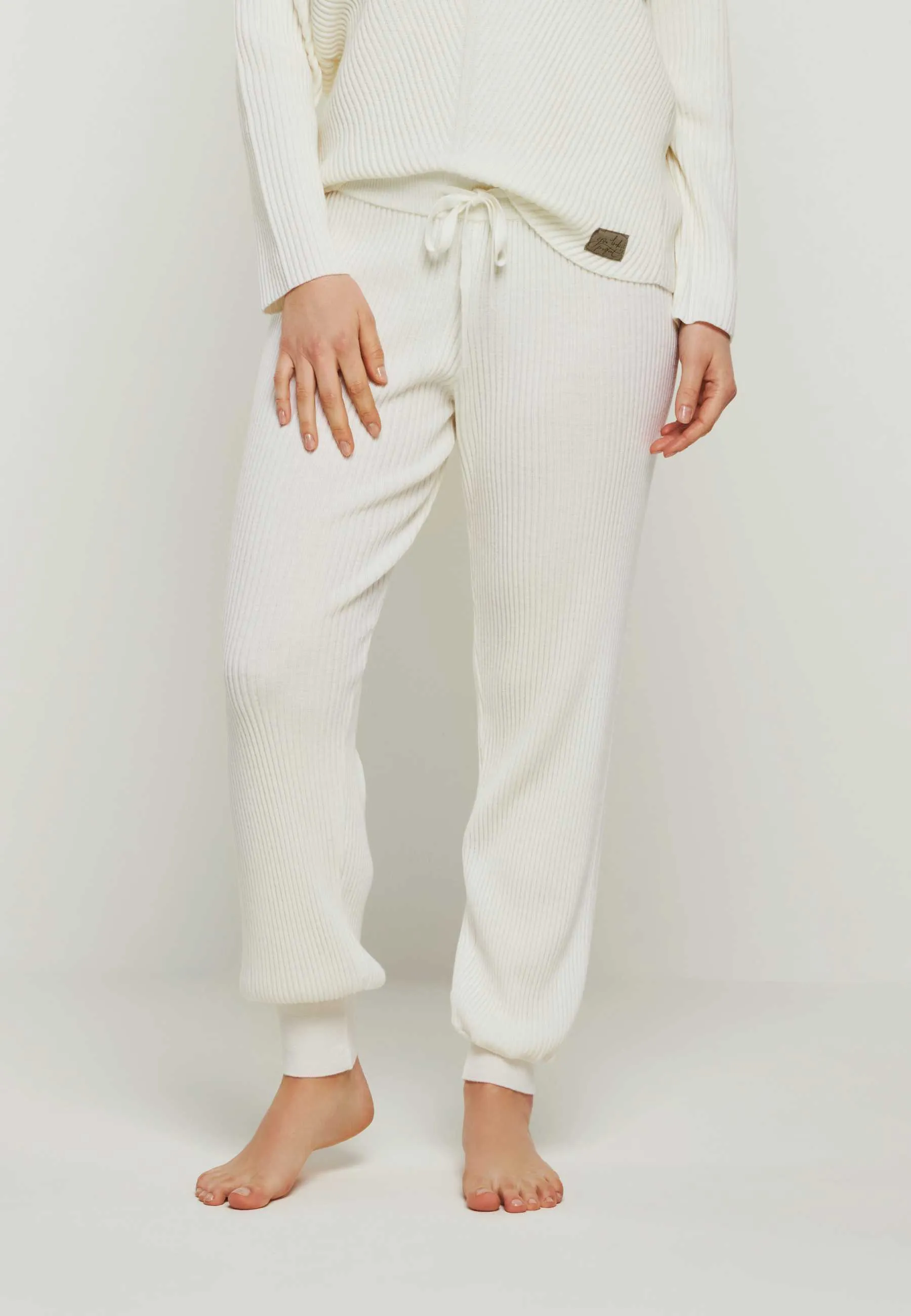 PANTS BLOSSOM - Breit gerippte Merino Strickhose