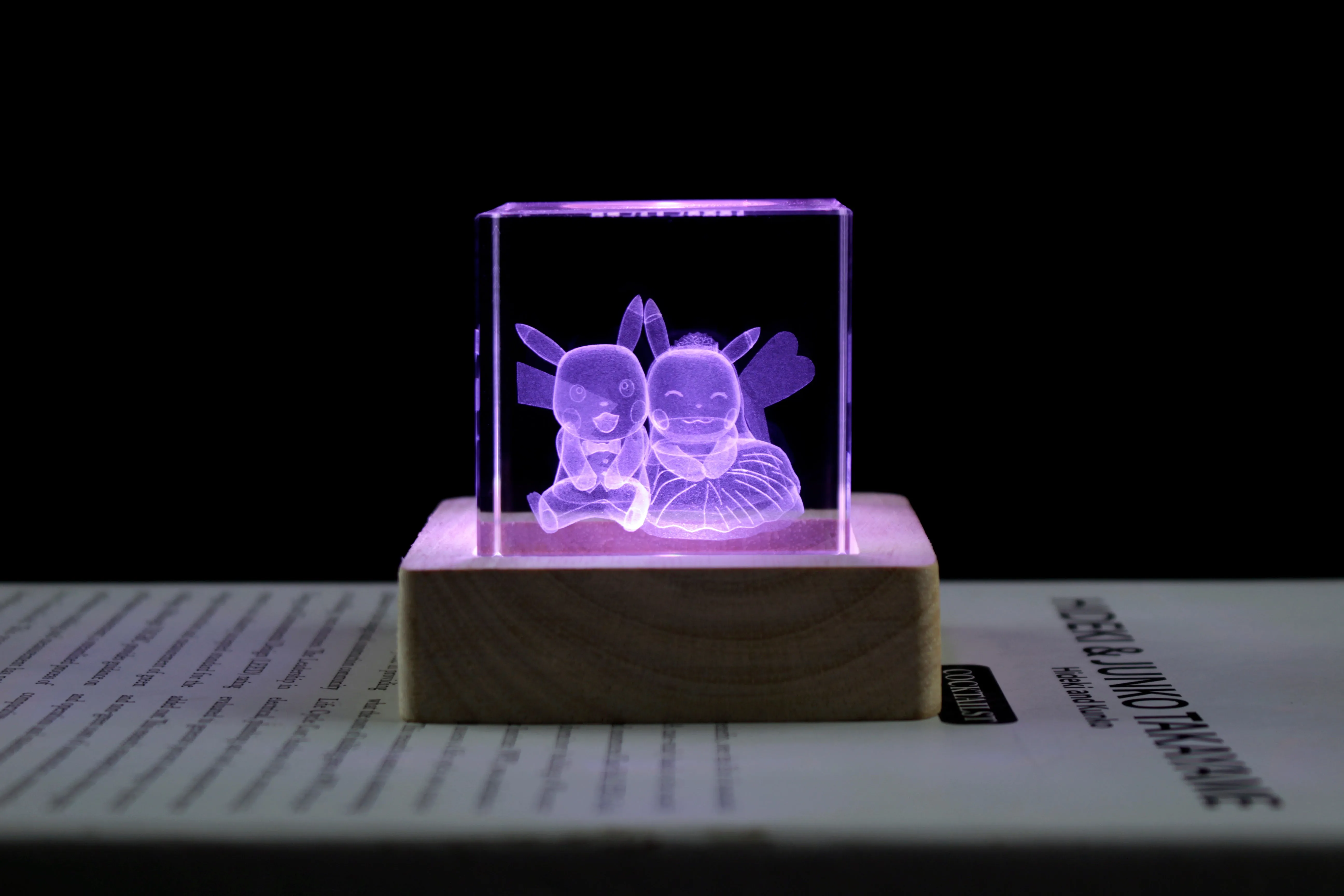 Pikachu Couple Crystal Cube
