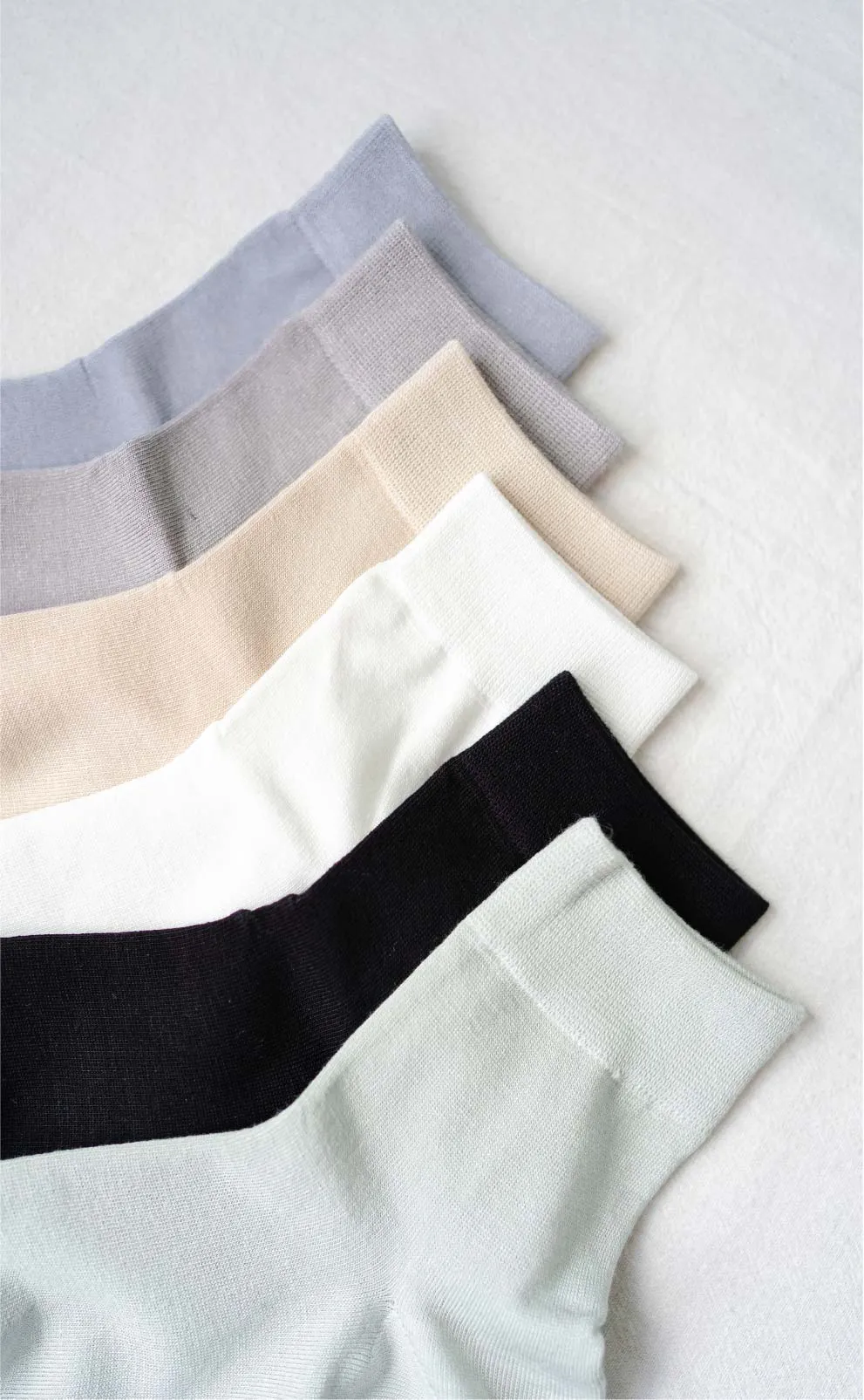 Pure •  Women Crew Socks (Jet Black)