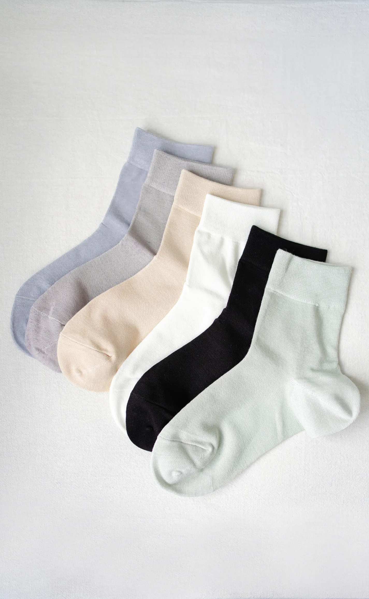 Pure •  Women Crew Socks (Jet Black)