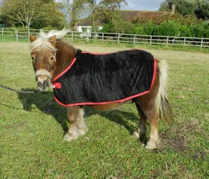Rhinegold Small Pony Coral Fleece Rug