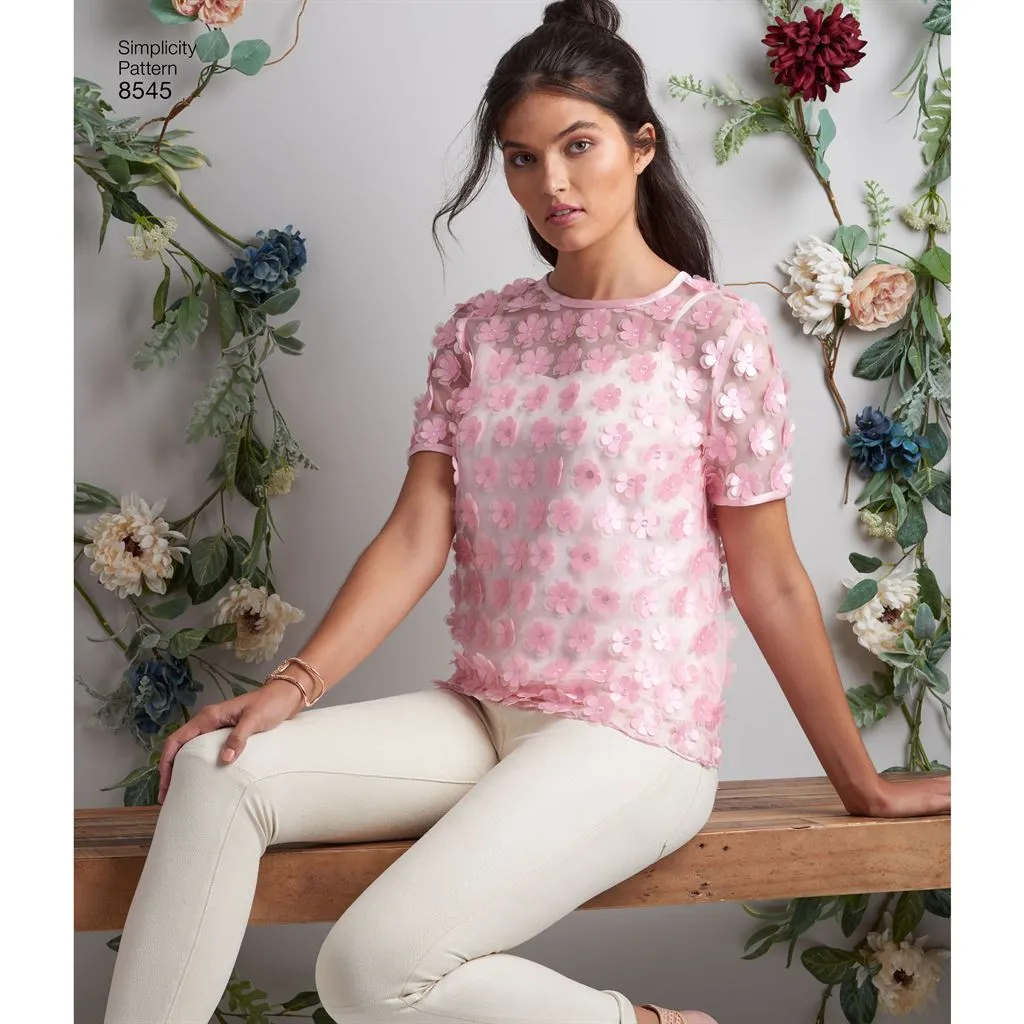 Simplicity Pattern 8545 Women’s  /  Petite Women’s Dress and Top