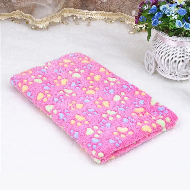 Soft Coral Fleece Cat Blanket Winter