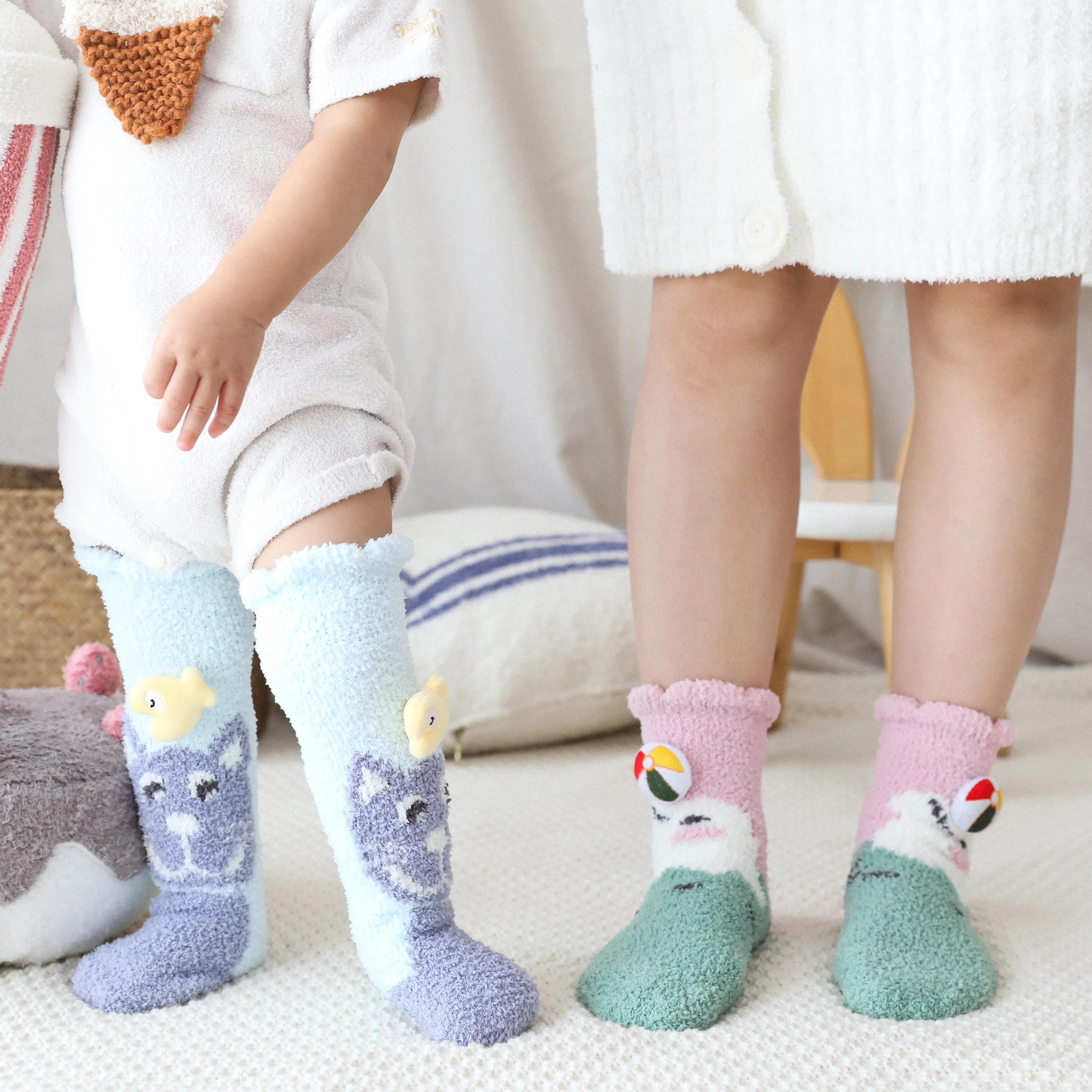 Sweetnana Cozy Tube Crew Socks for Women & Kids, Cute Cartoon Jacquard Fuzzy Socks, Thickened Non-Slip Design, Perfect for Winter Stockings