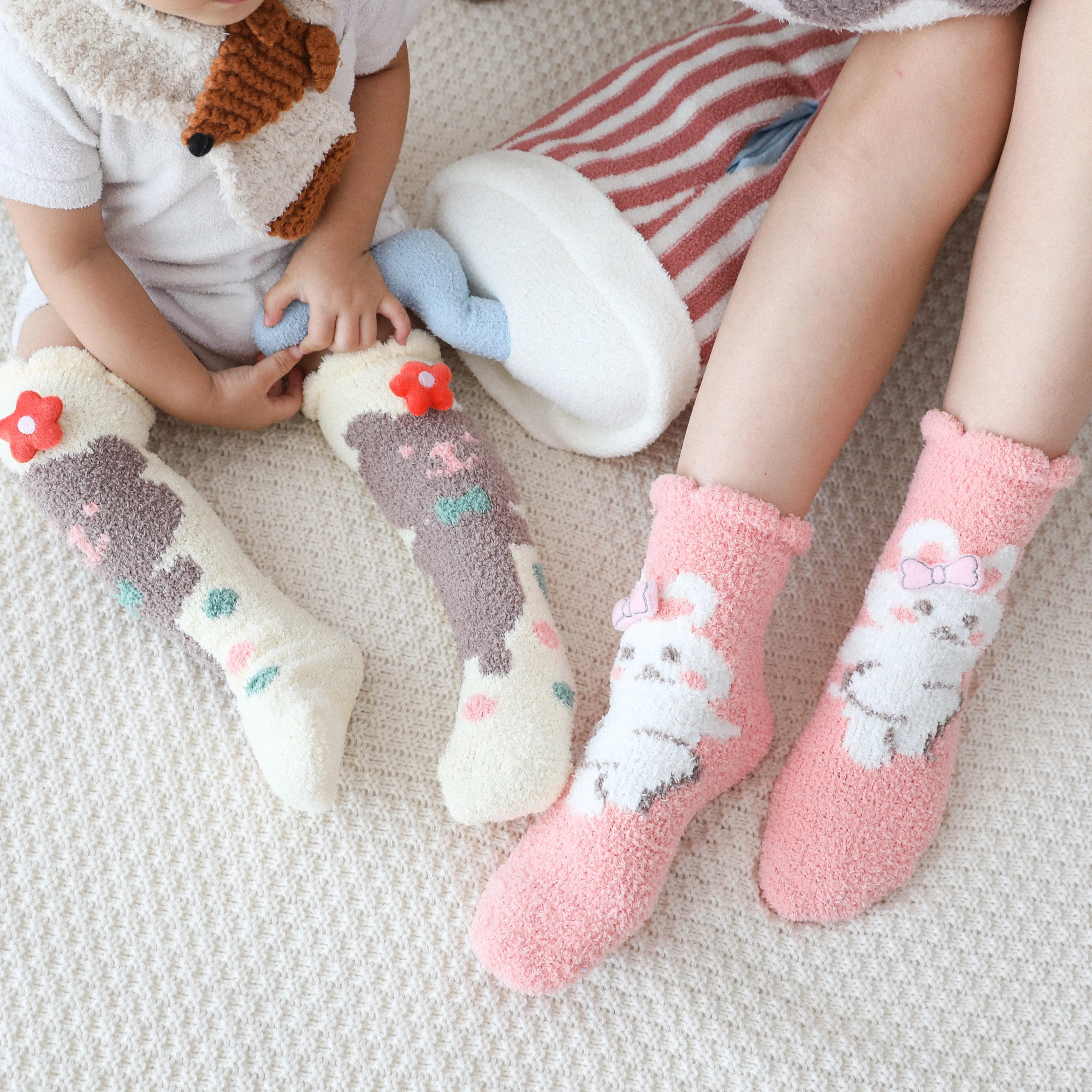 Sweetnana Cozy Tube Crew Socks for Women & Kids, Cute Cartoon Jacquard Fuzzy Socks, Thickened Non-Slip Design, Perfect for Winter Stockings